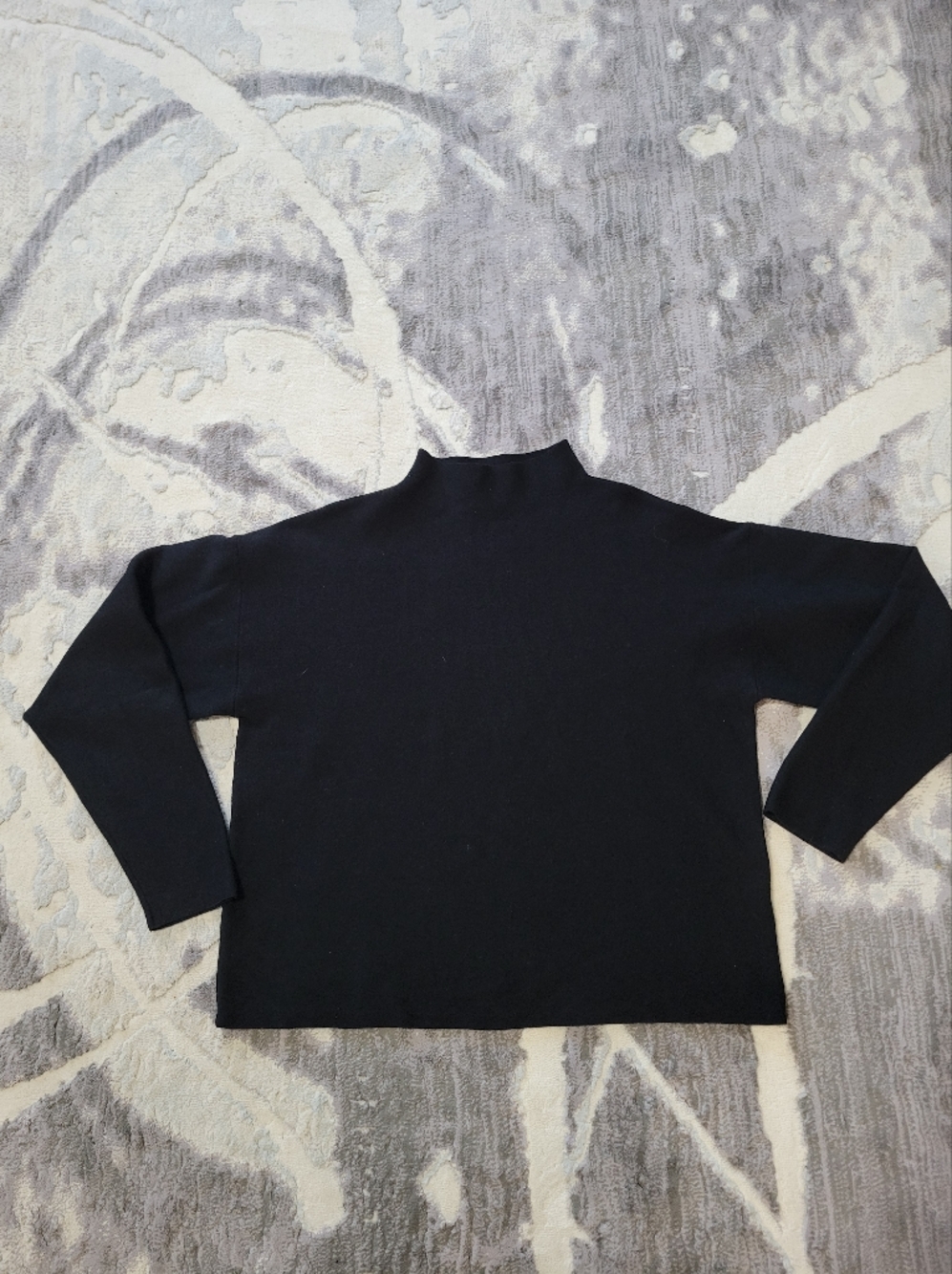 ZYIA Active Crew Neck Sweater Size M